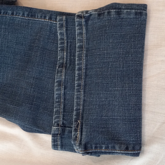 levi strauss & co - Picture 9 of 12